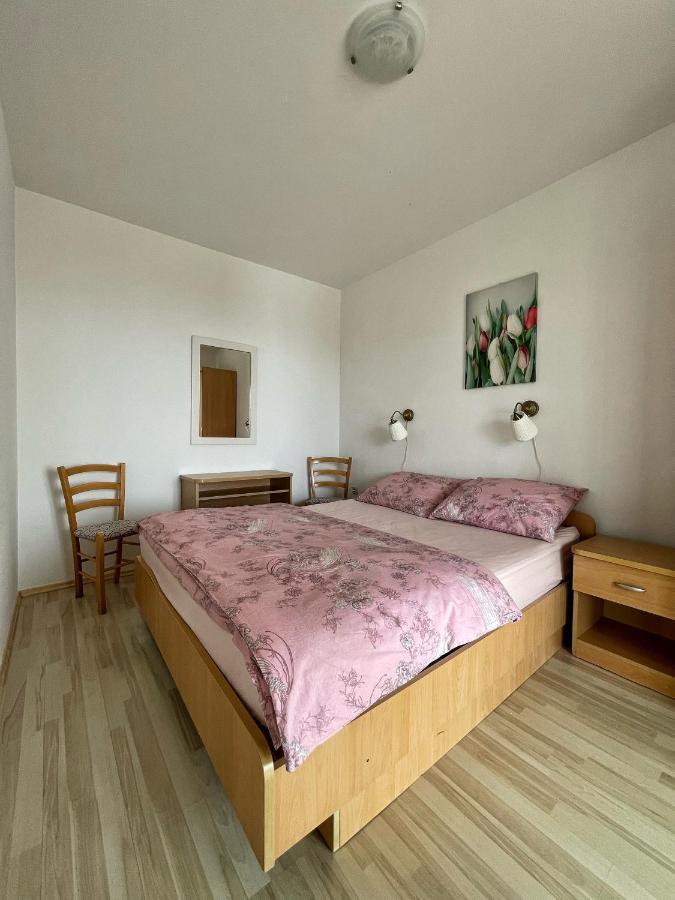 Apartmani Nada Primošten Eksteriør bilde