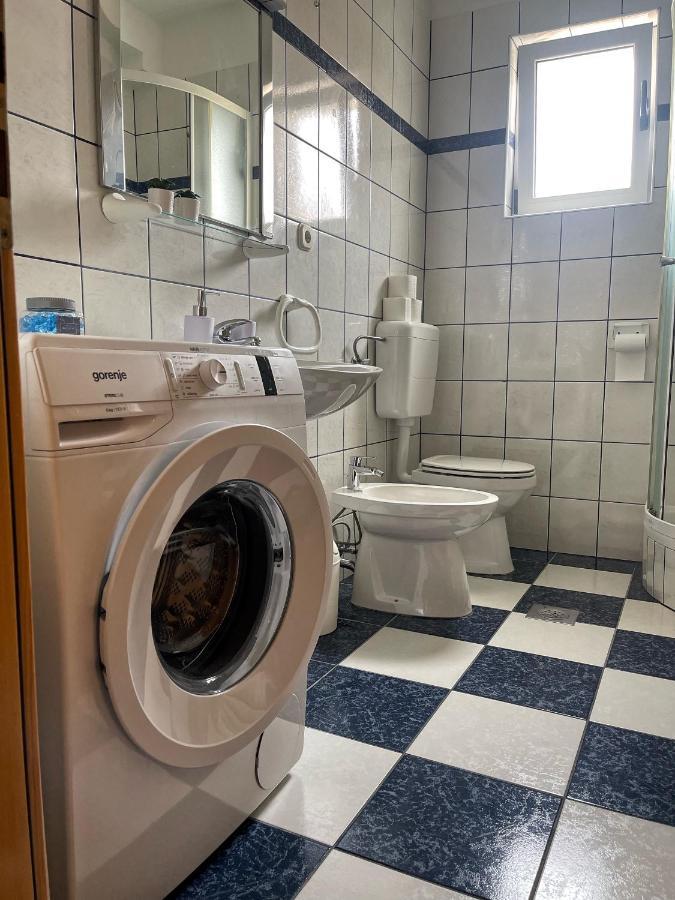 Apartmani Nada Primošten Eksteriør bilde