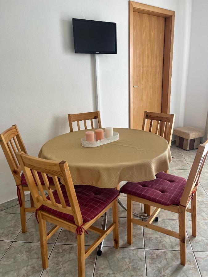 Apartmani Nada Primošten Eksteriør bilde