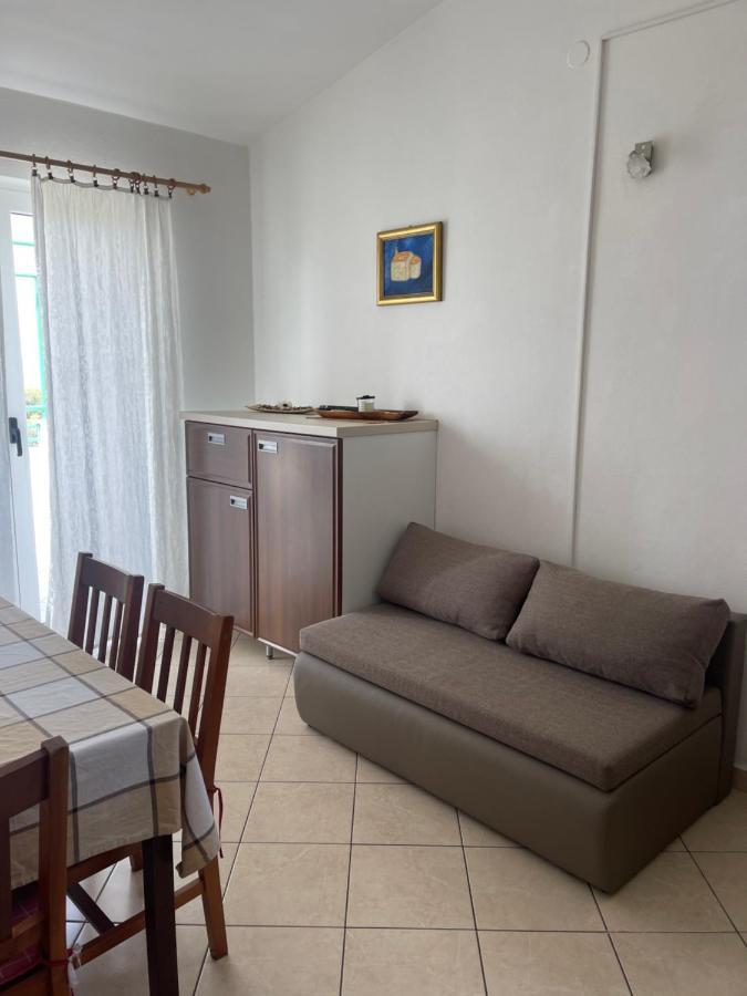 Apartmani Nada Primošten Eksteriør bilde